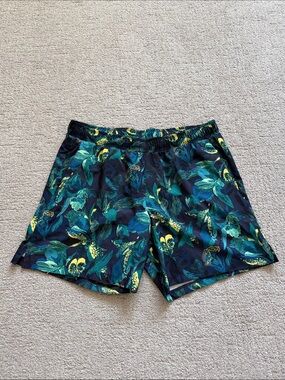 all in motion Men’s Tropical Print Board Shorts - Large